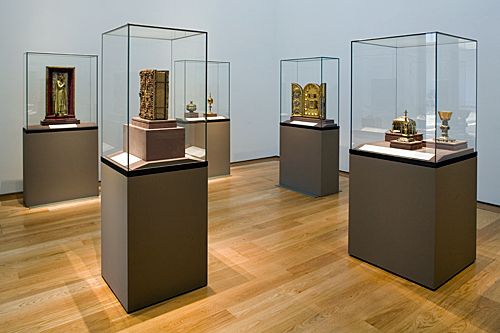 Cultural relic display cabinet  丨museum glass case for sale