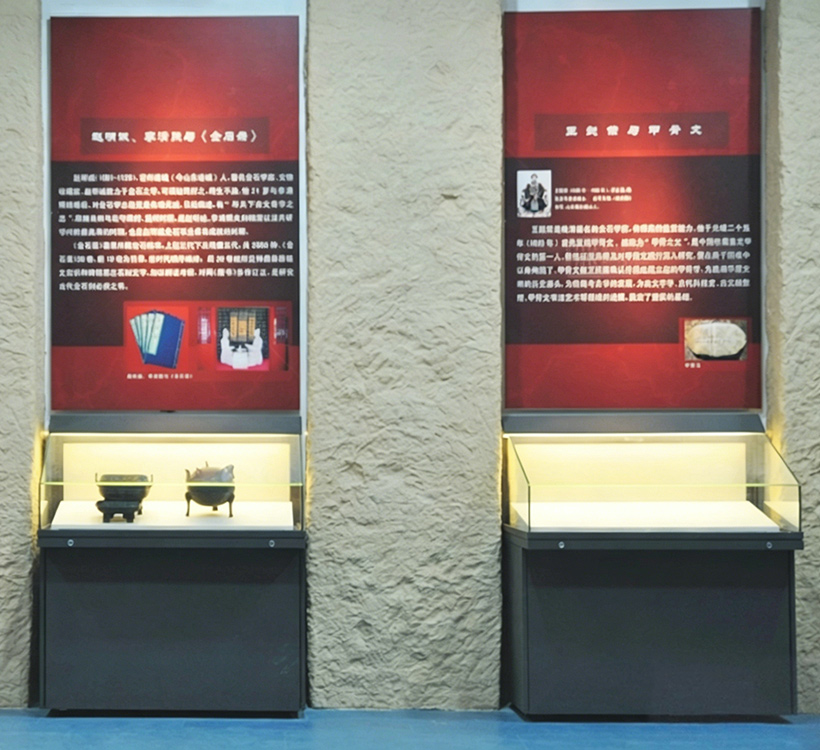 Showcase Custom Museum Display Cabinet Glass Showcase Professional Manufacturer