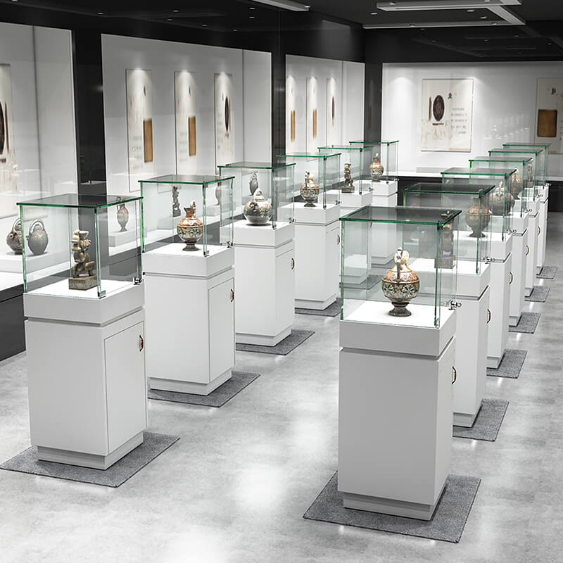 Museum Display Furniture 丨High-end Glass Showcase